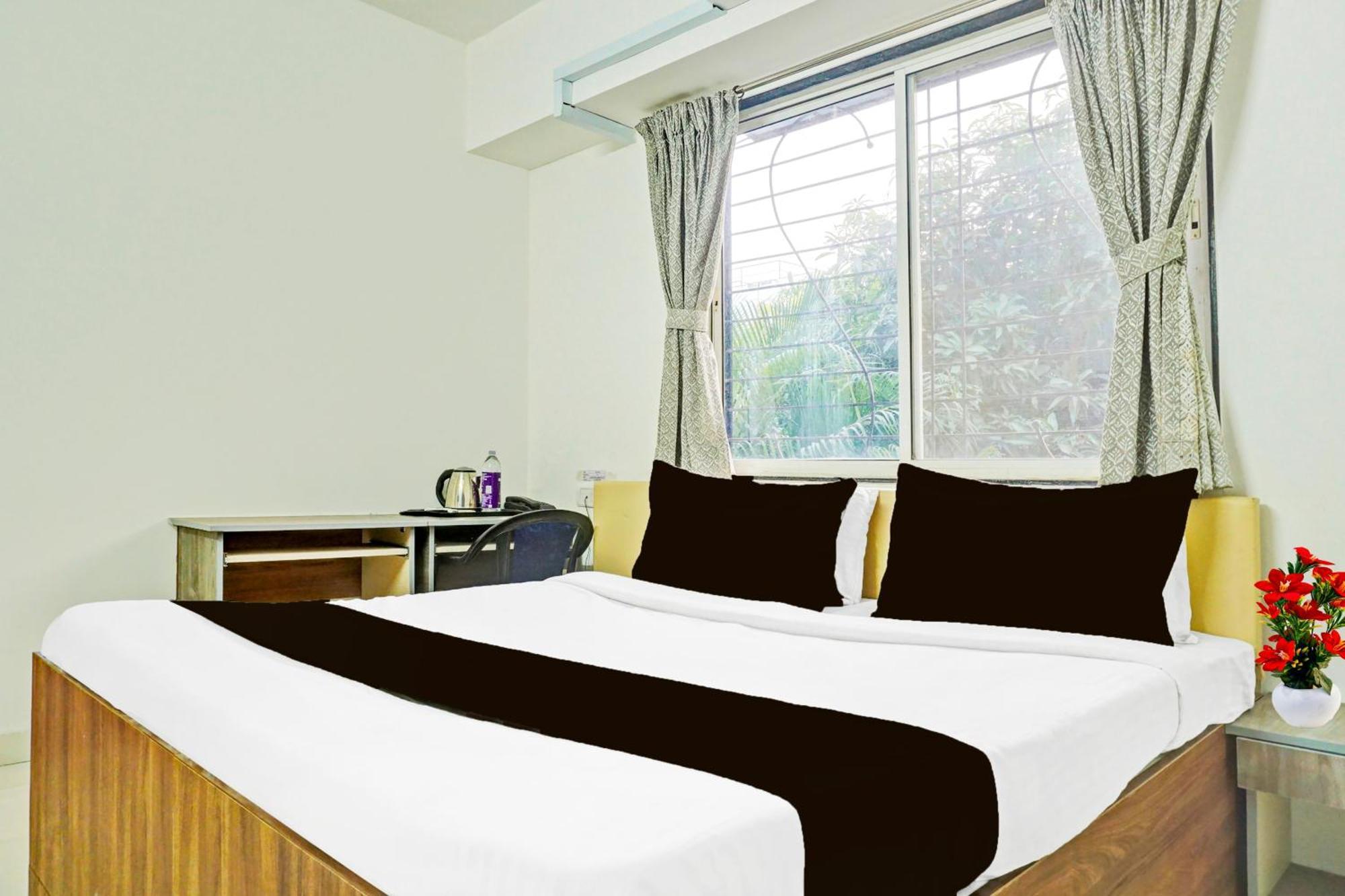 Super Collection O Baner Formerly Seven Hills Dapuri Luaran gambar
